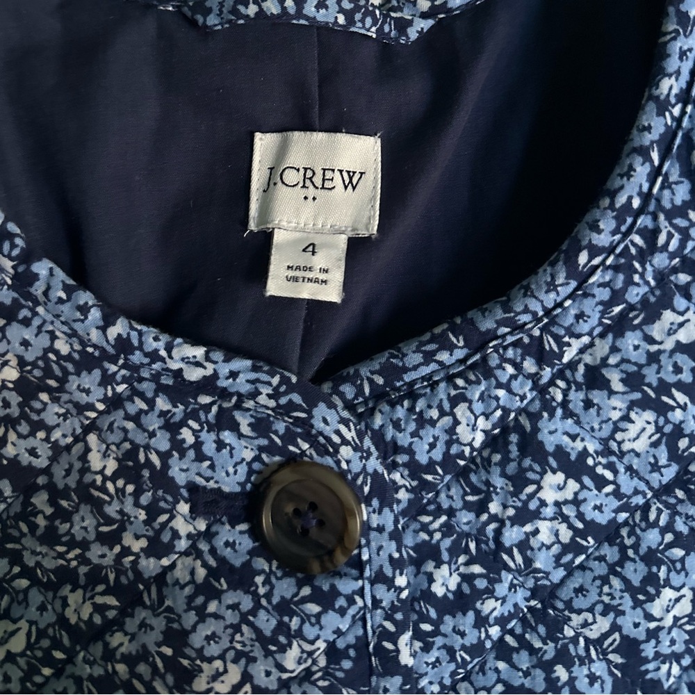 J.Crew Navy Blue Floral Quilted Button Front Jacket Lightweight Coat Preppy Chic - Picture 4 of 10